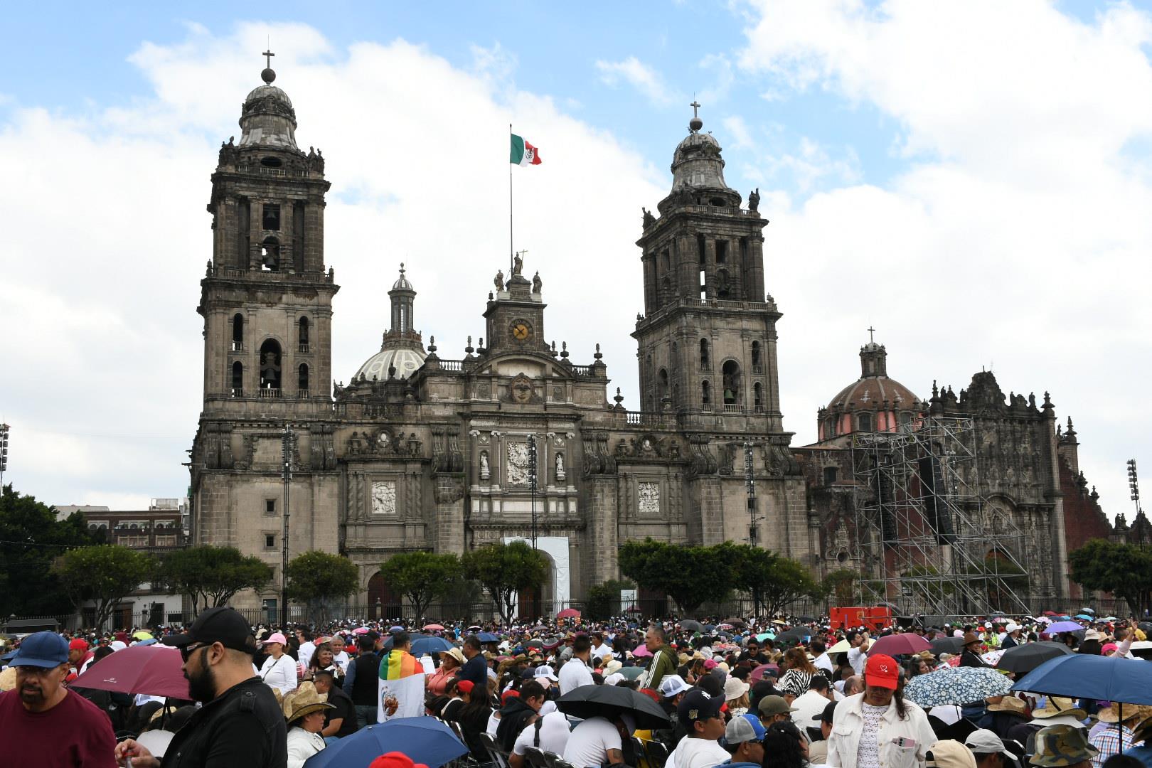 Asamblea informativa de la presidenta Claudia Sheinbaum Pardo en el Zócalo de la Ciudad de México 